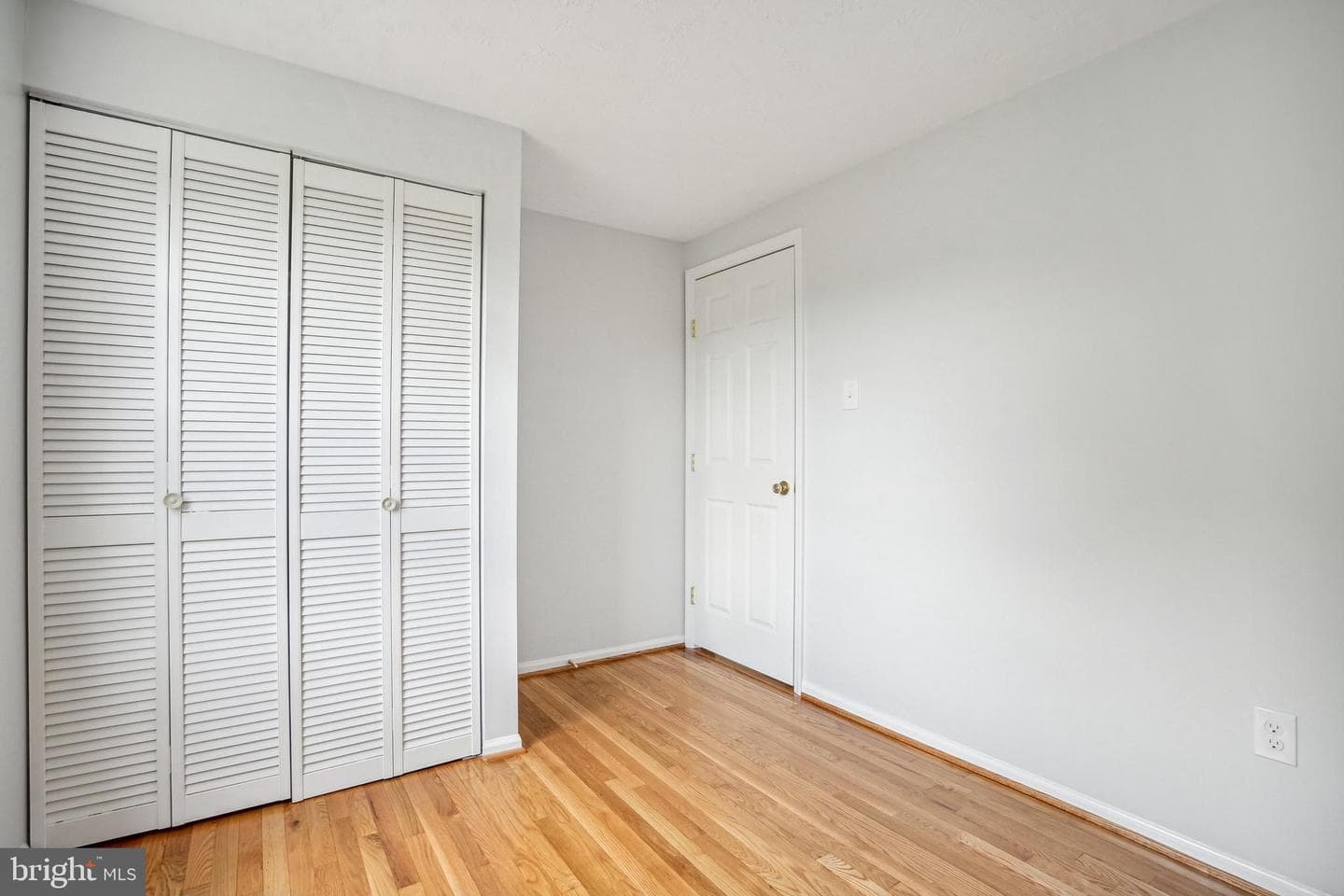 529 Coral Reef Drive photo 21
