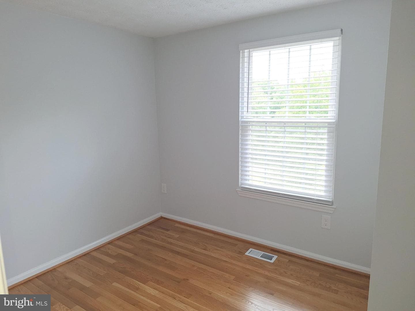 529 Coral Reef Drive photo 23