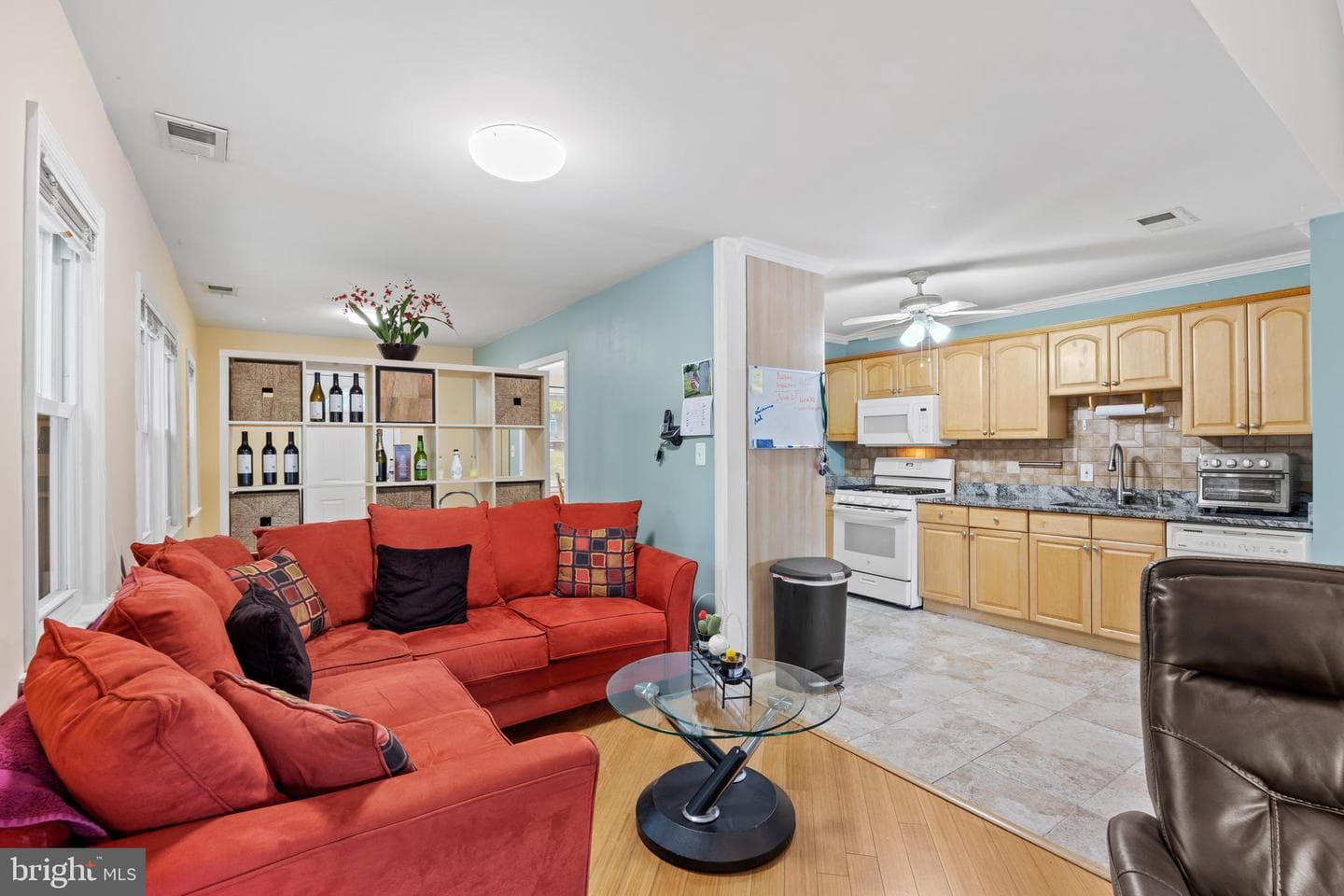 1127 Lewis Avenue photo 11