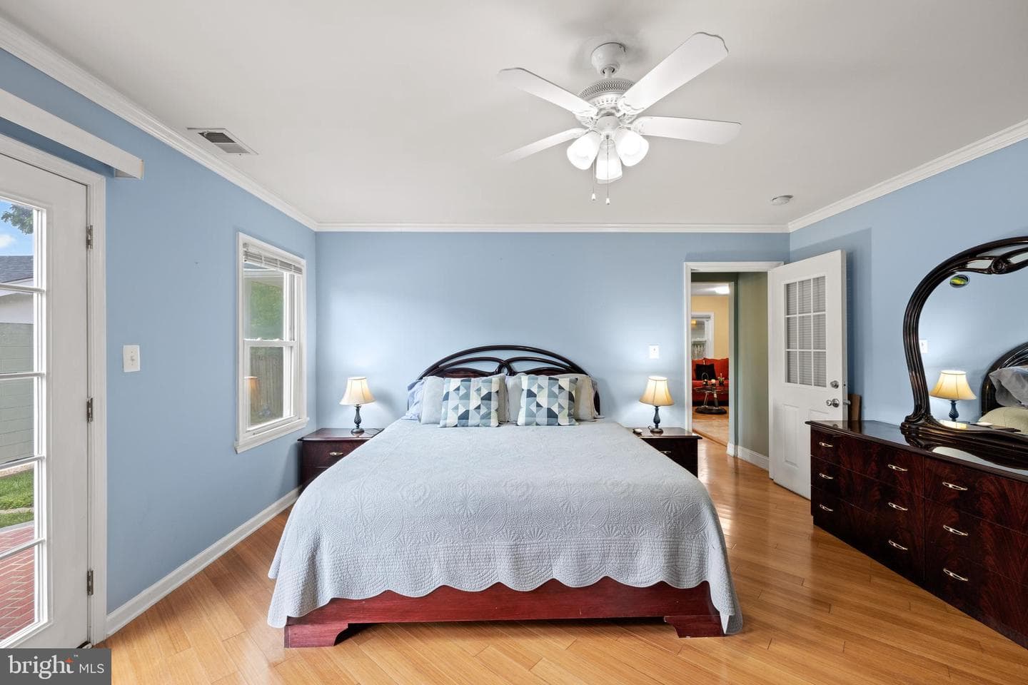 1127 Lewis Avenue photo 20