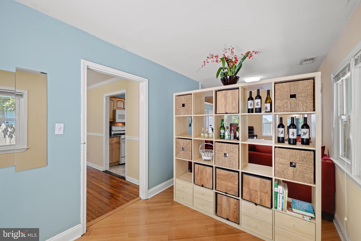 1127 Lewis Avenue photo 3