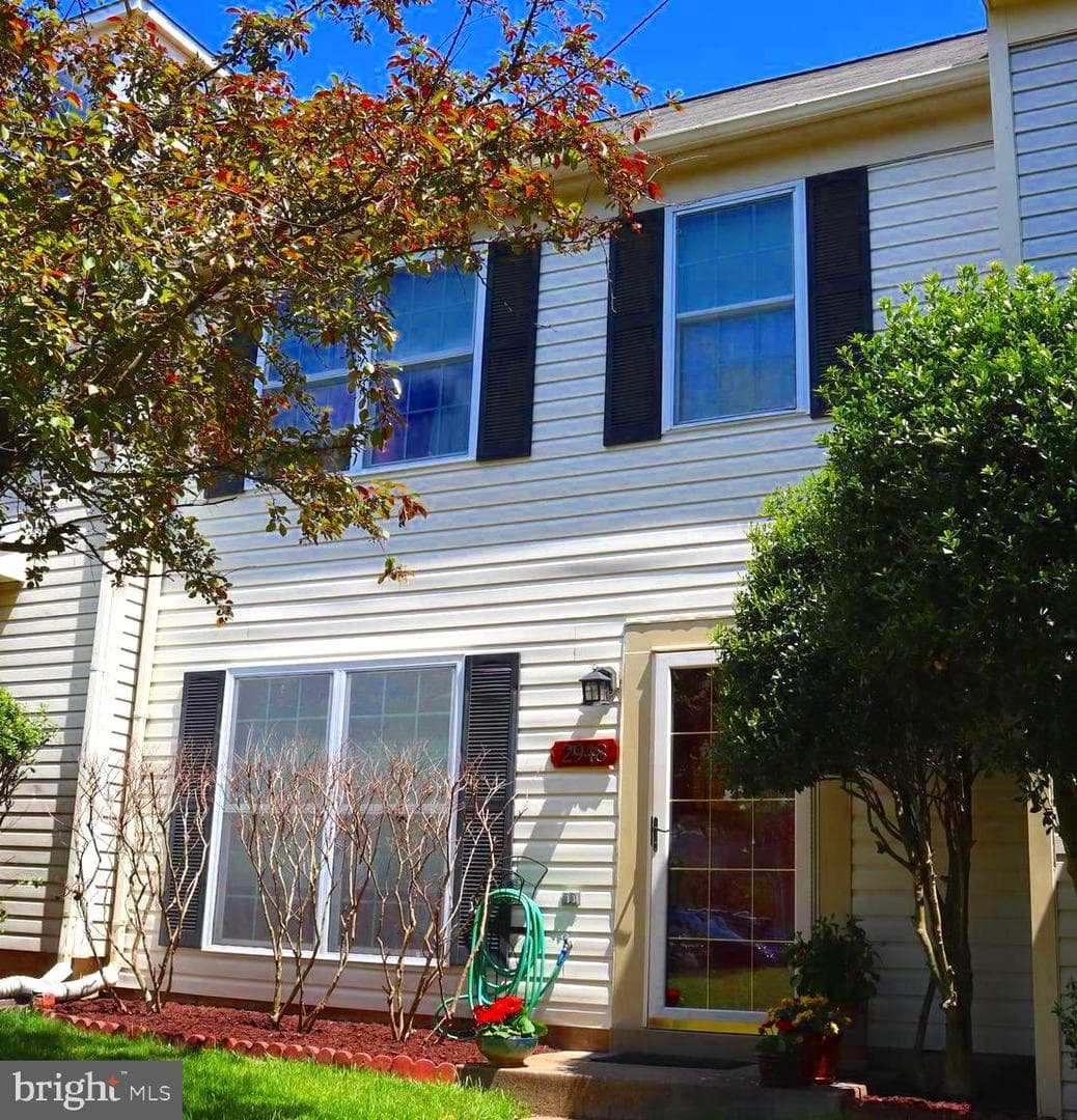 2948 Strauss Terrace photo 2