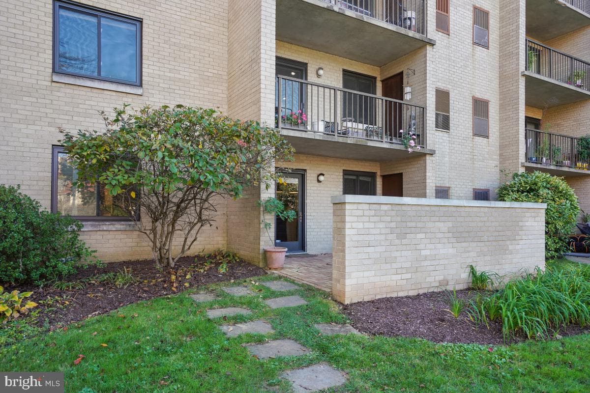 7425 Democracy Boulevard #12 photo 23