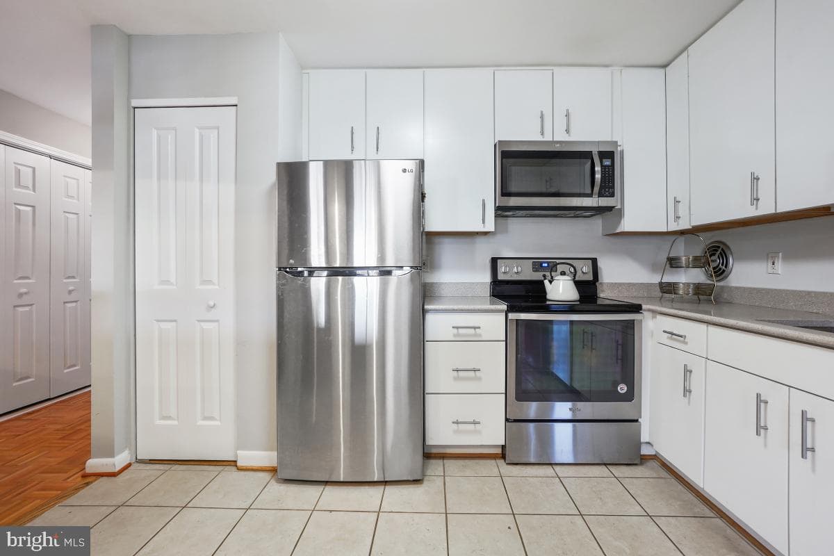 7425 Democracy Boulevard #12 photo 8