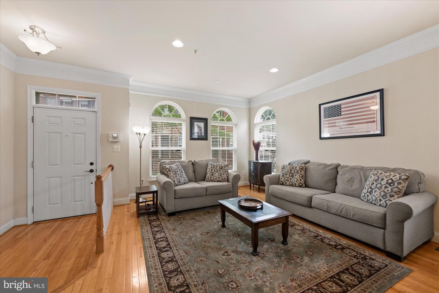 11820 Regents Park Drive photo 3