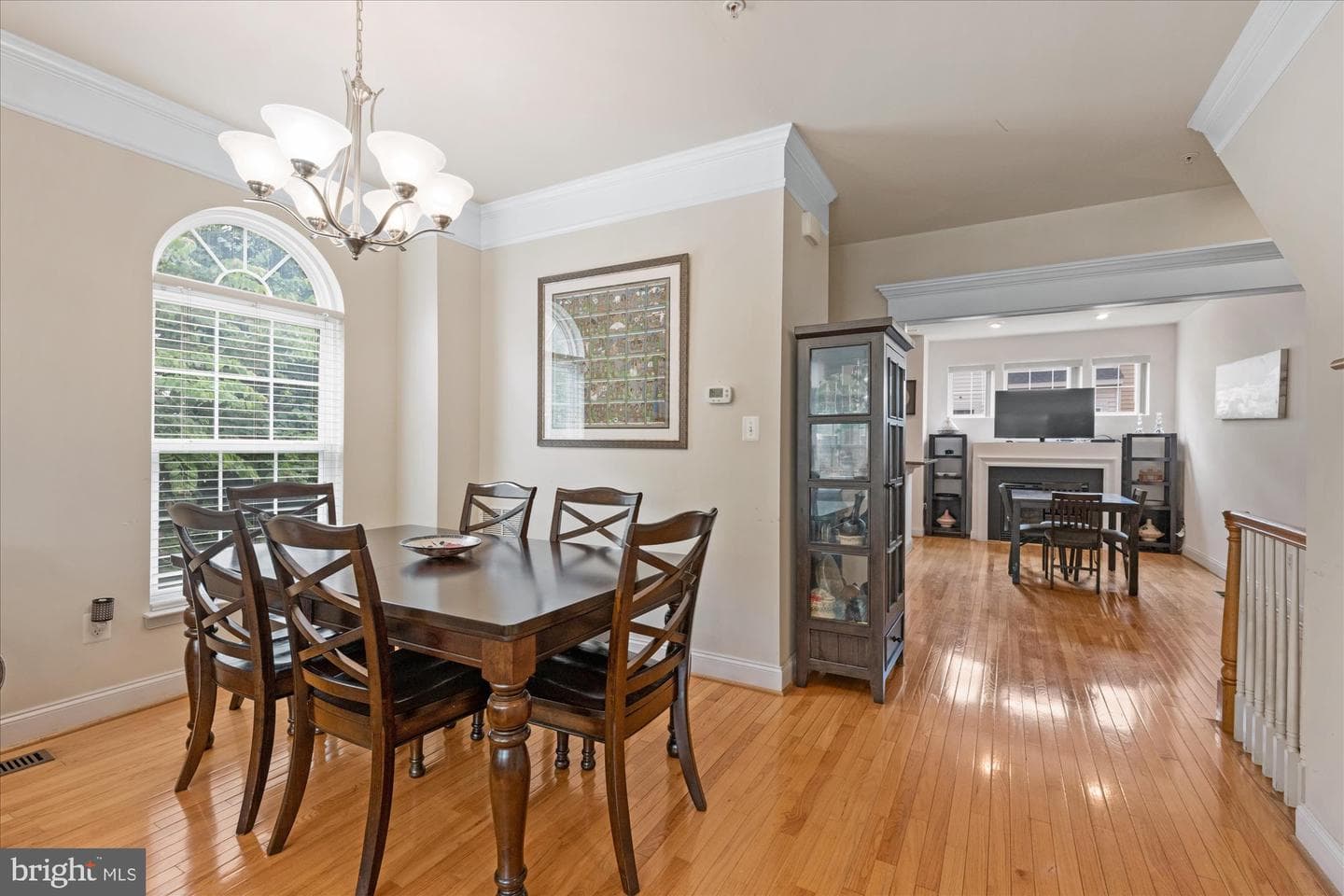 11820 Regents Park Drive photo 4