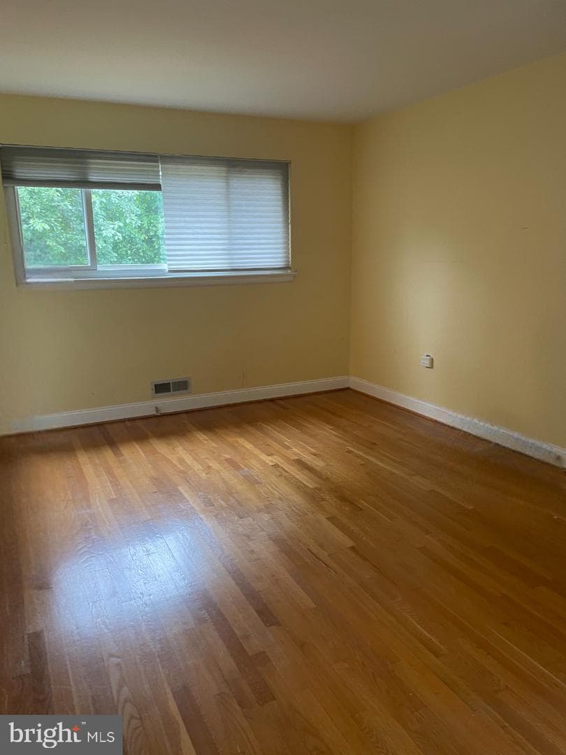 913 Northwest Drive photo 8