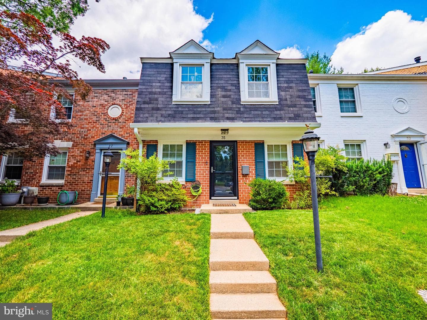 35 Longmeadow Drive photo 1