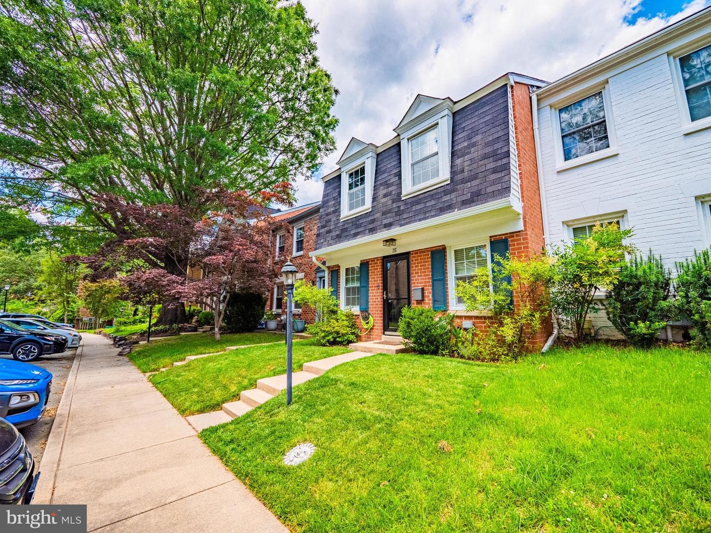 35 Longmeadow Drive photo 3