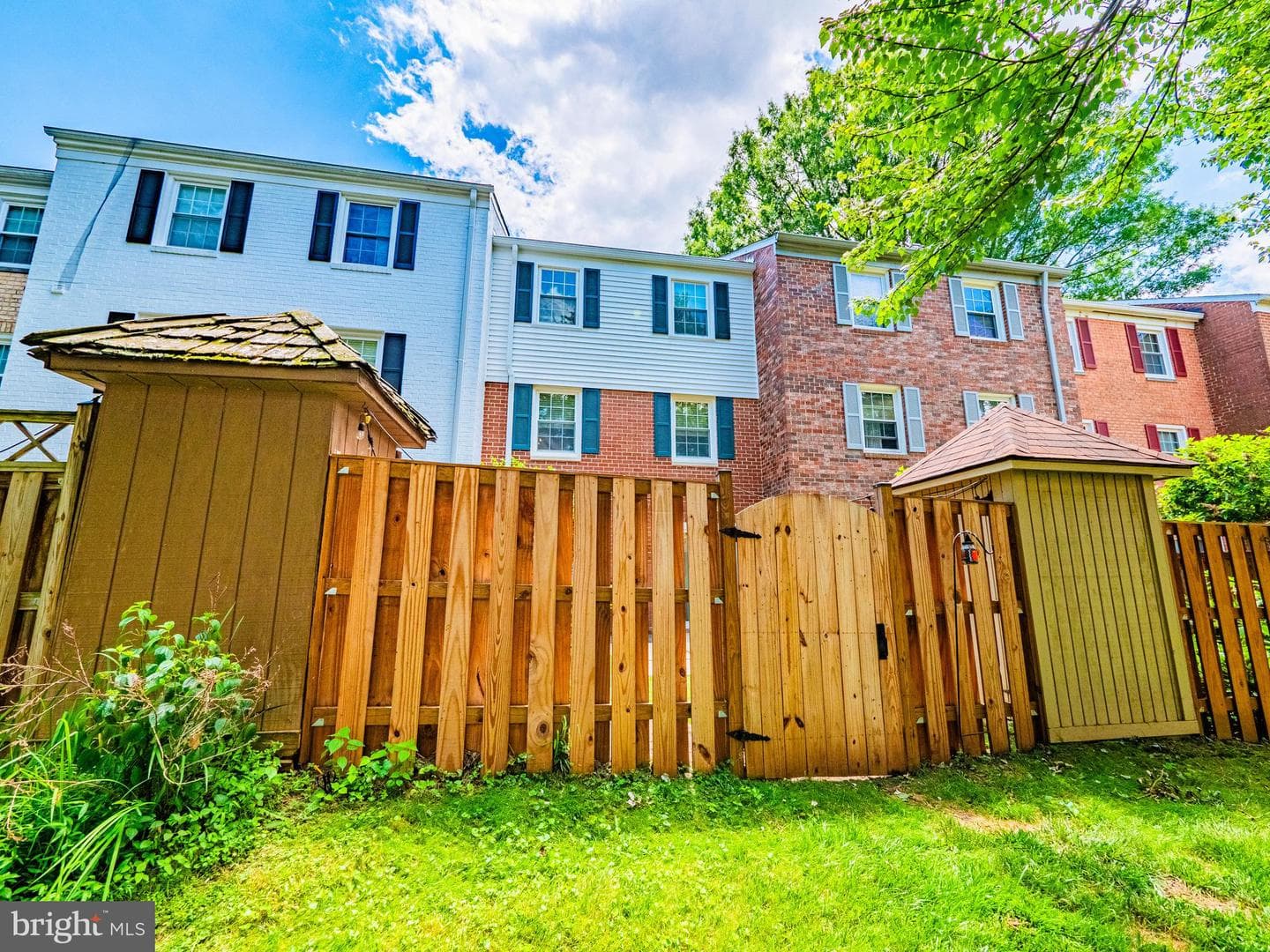 35 Longmeadow Drive photo 7