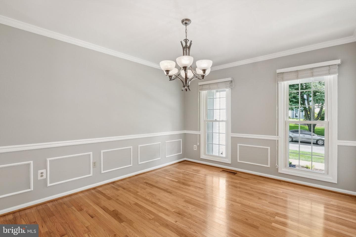 3308 Sandburg Terrace photo 20