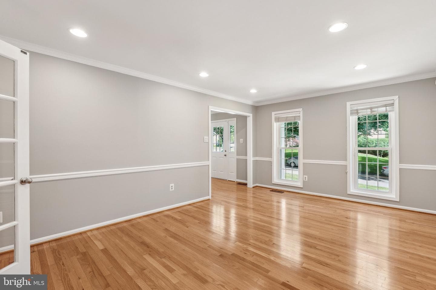 3308 Sandburg Terrace photo 25
