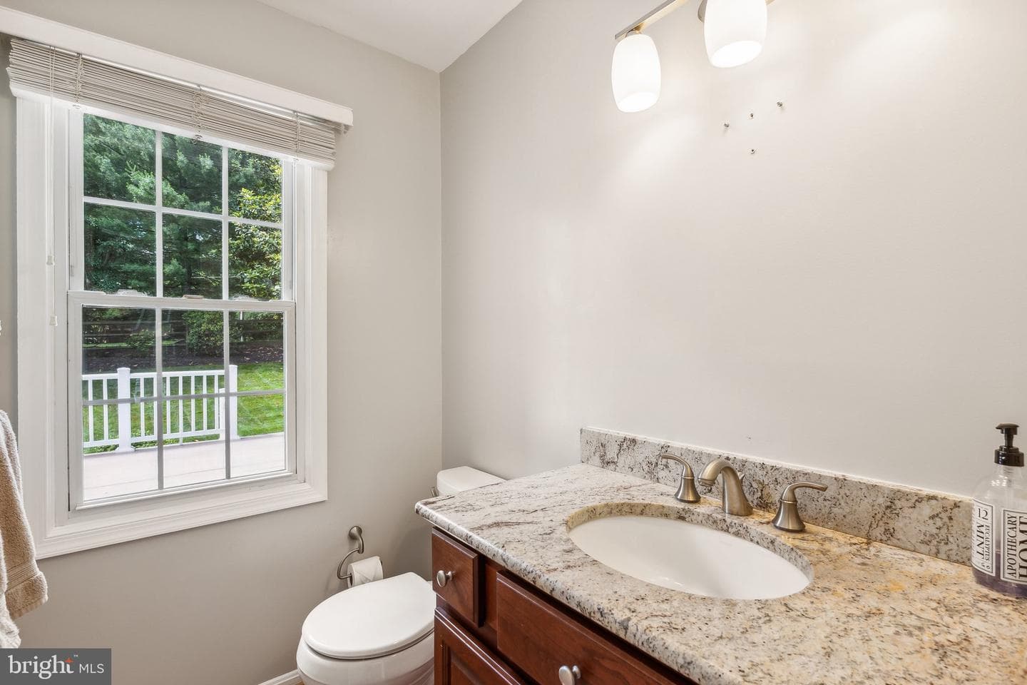 3308 Sandburg Terrace photo 41