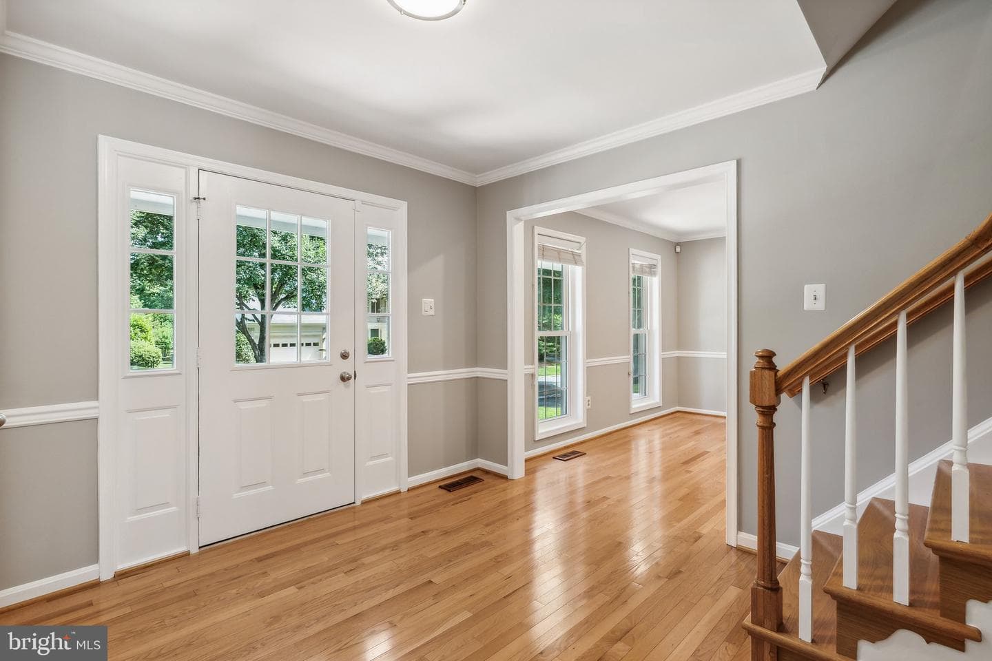 3308 Sandburg Terrace photo 9