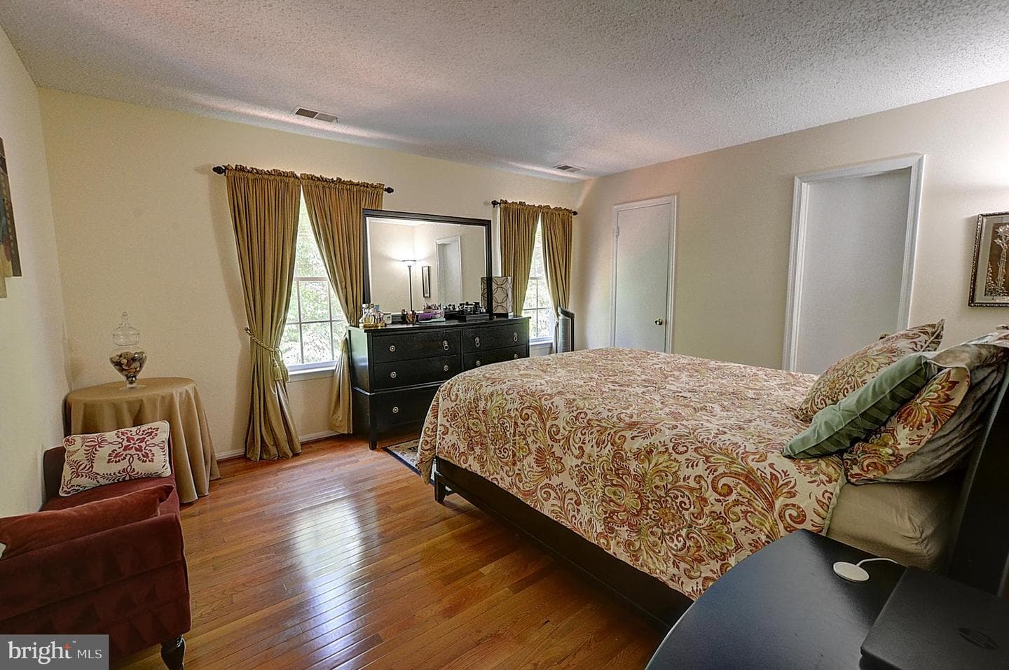 14807 McKnew Road photo 15