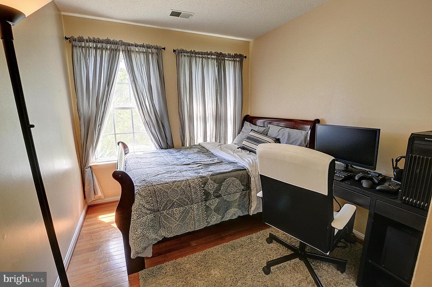 14807 McKnew Road photo 18