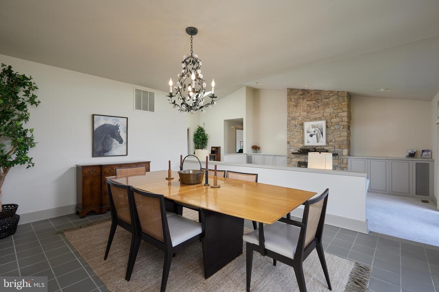 21520 Peach Tree Road photo 10