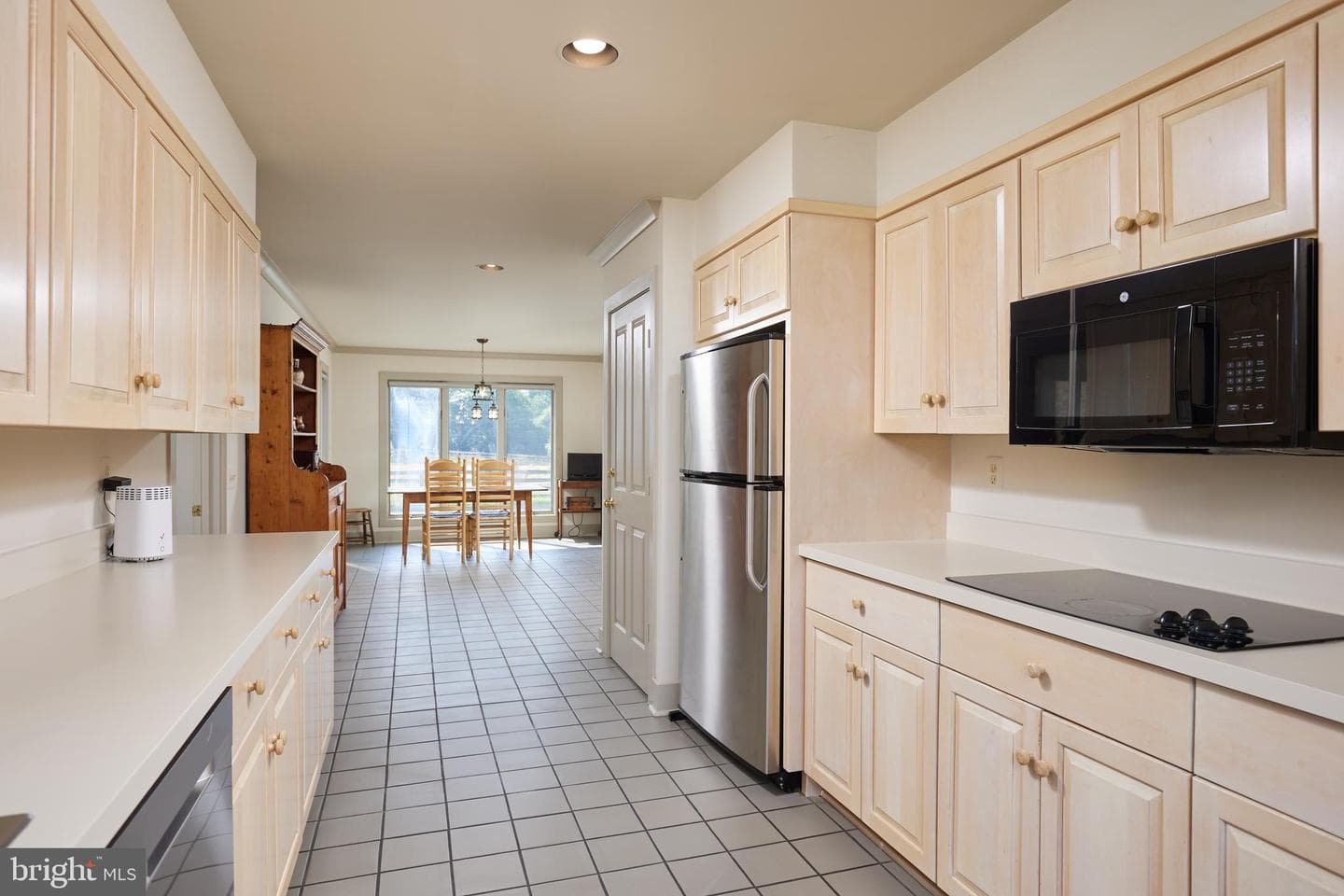 21520 Peach Tree Road photo 15