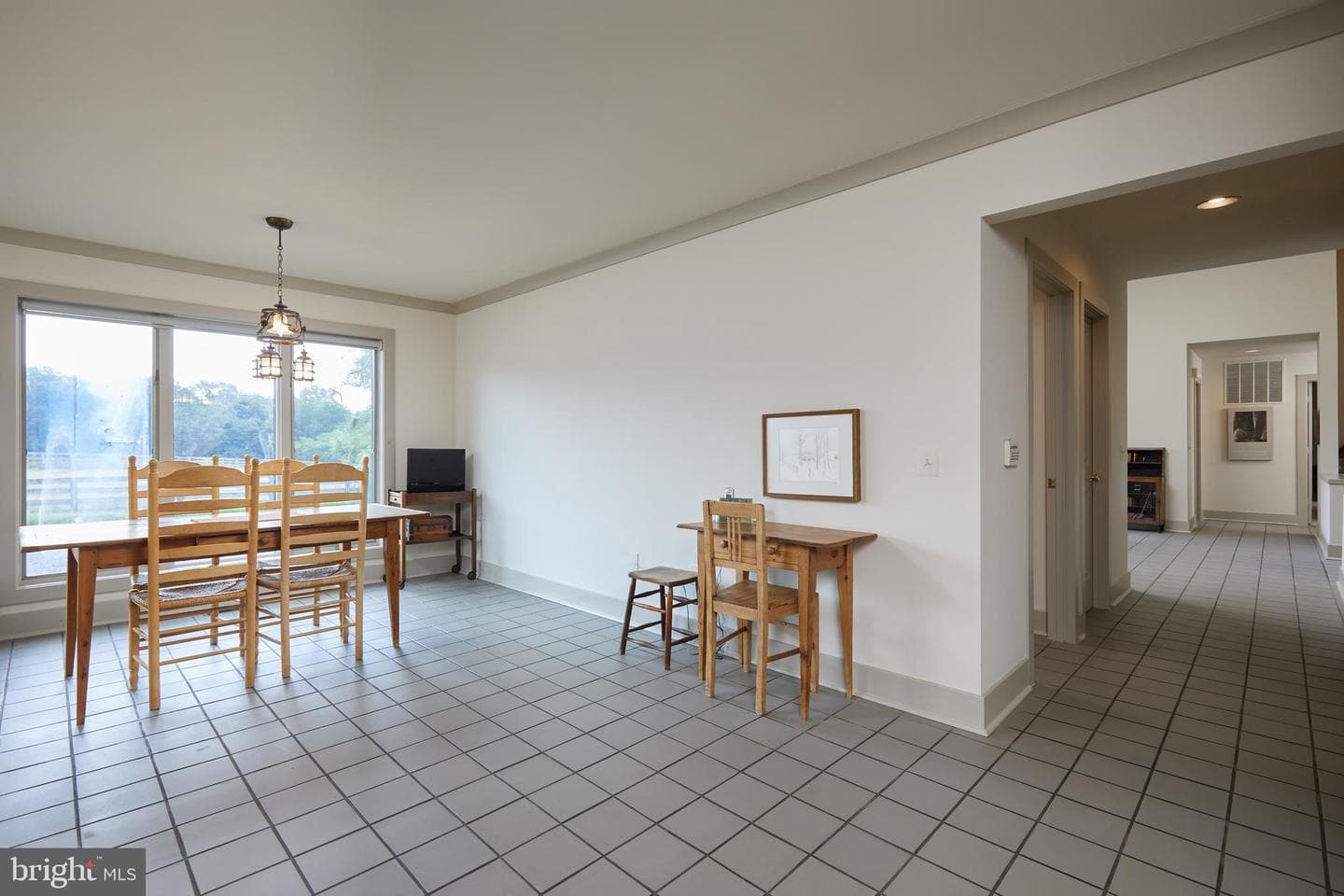 21520 Peach Tree Road photo 17