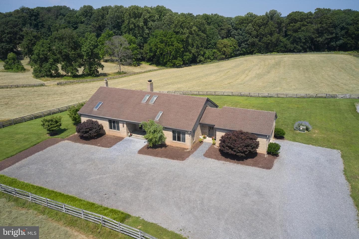 21520 Peach Tree Road photo 3
