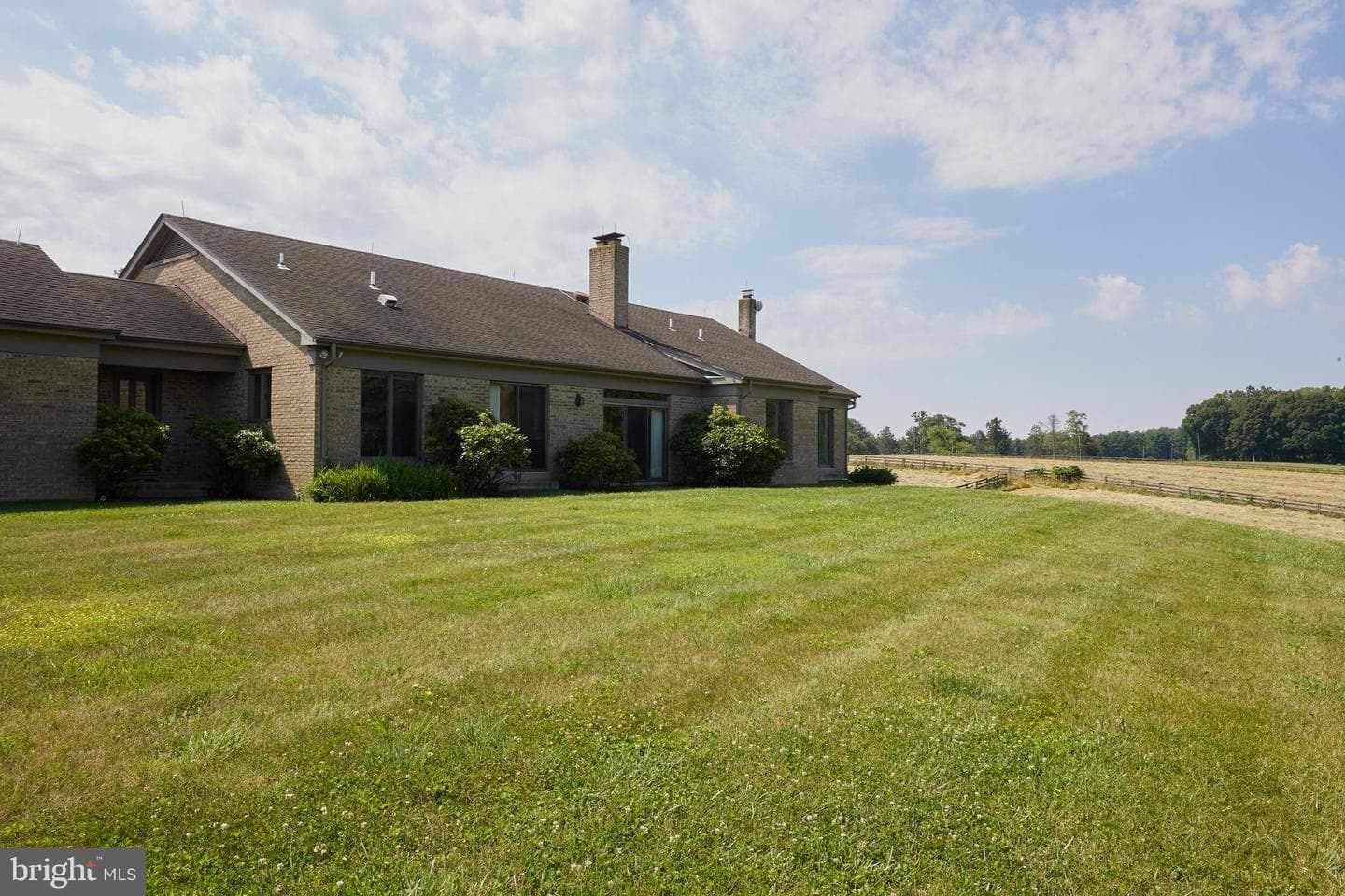 21520 Peach Tree Road photo 32