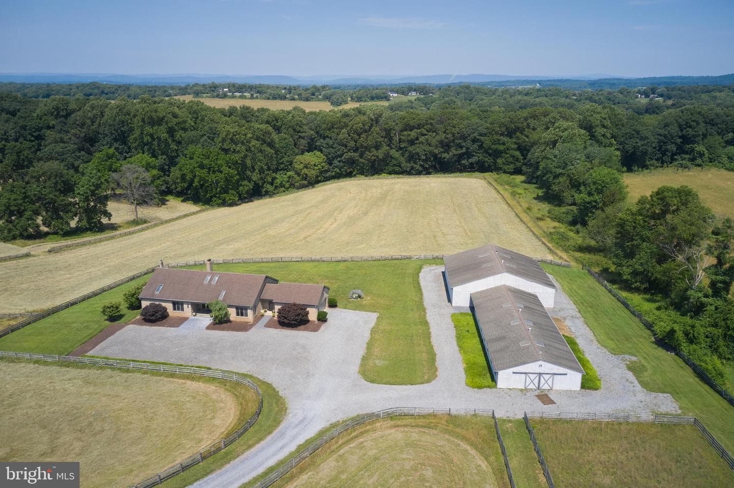 21520 Peach Tree Road photo 46
