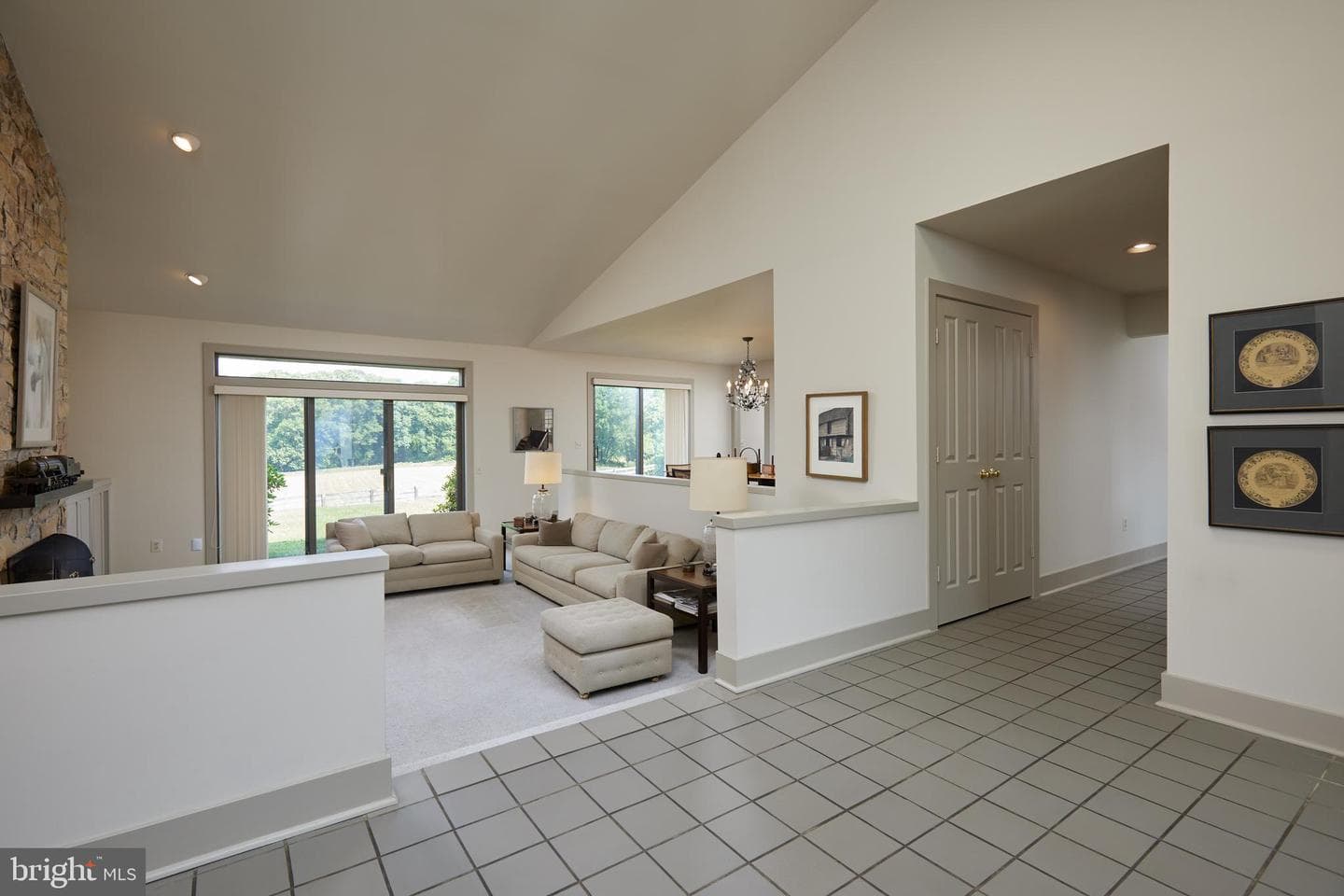 21520 Peach Tree Road photo 5