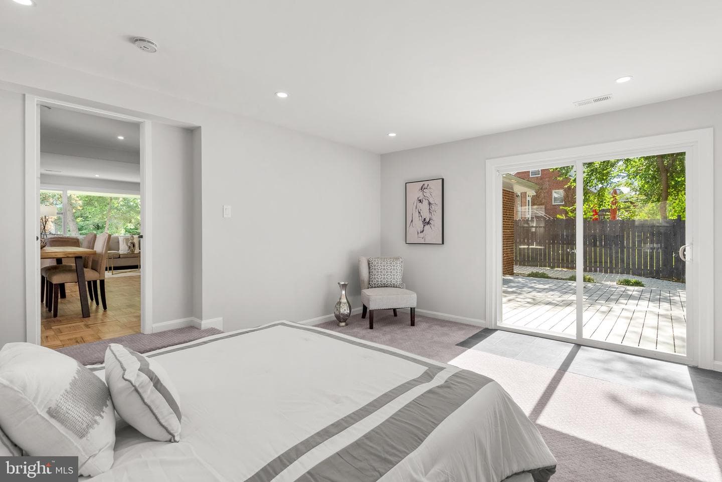 2413 Eccleston Street photo 19