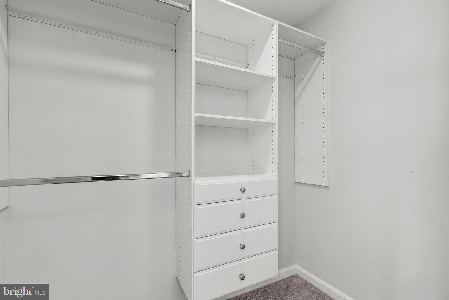 2413 Eccleston Street photo 24