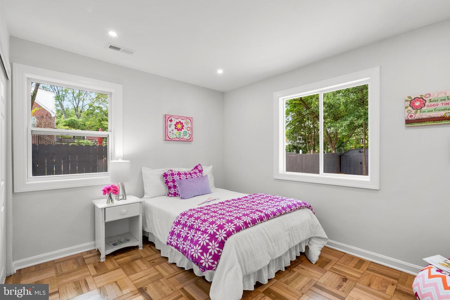 2413 Eccleston Street photo 31