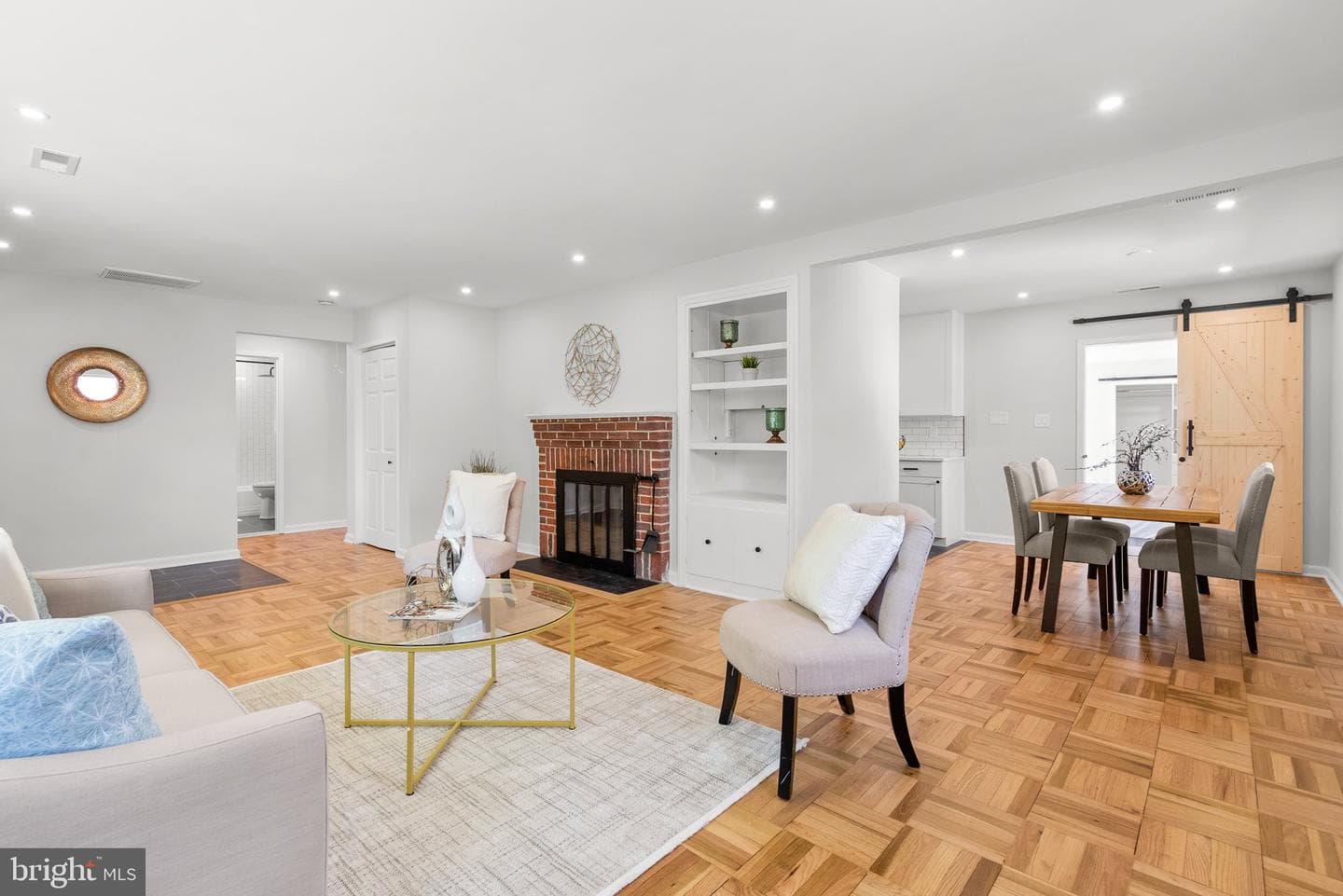 2413 Eccleston Street photo 7