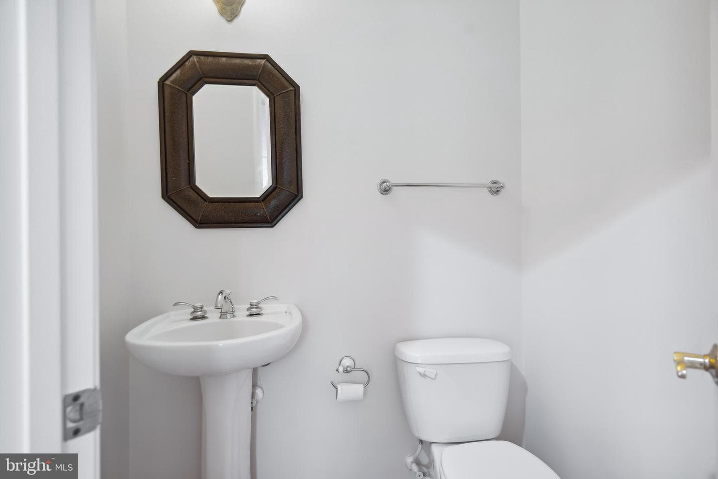 3303 Decatur Avenue photo 10
