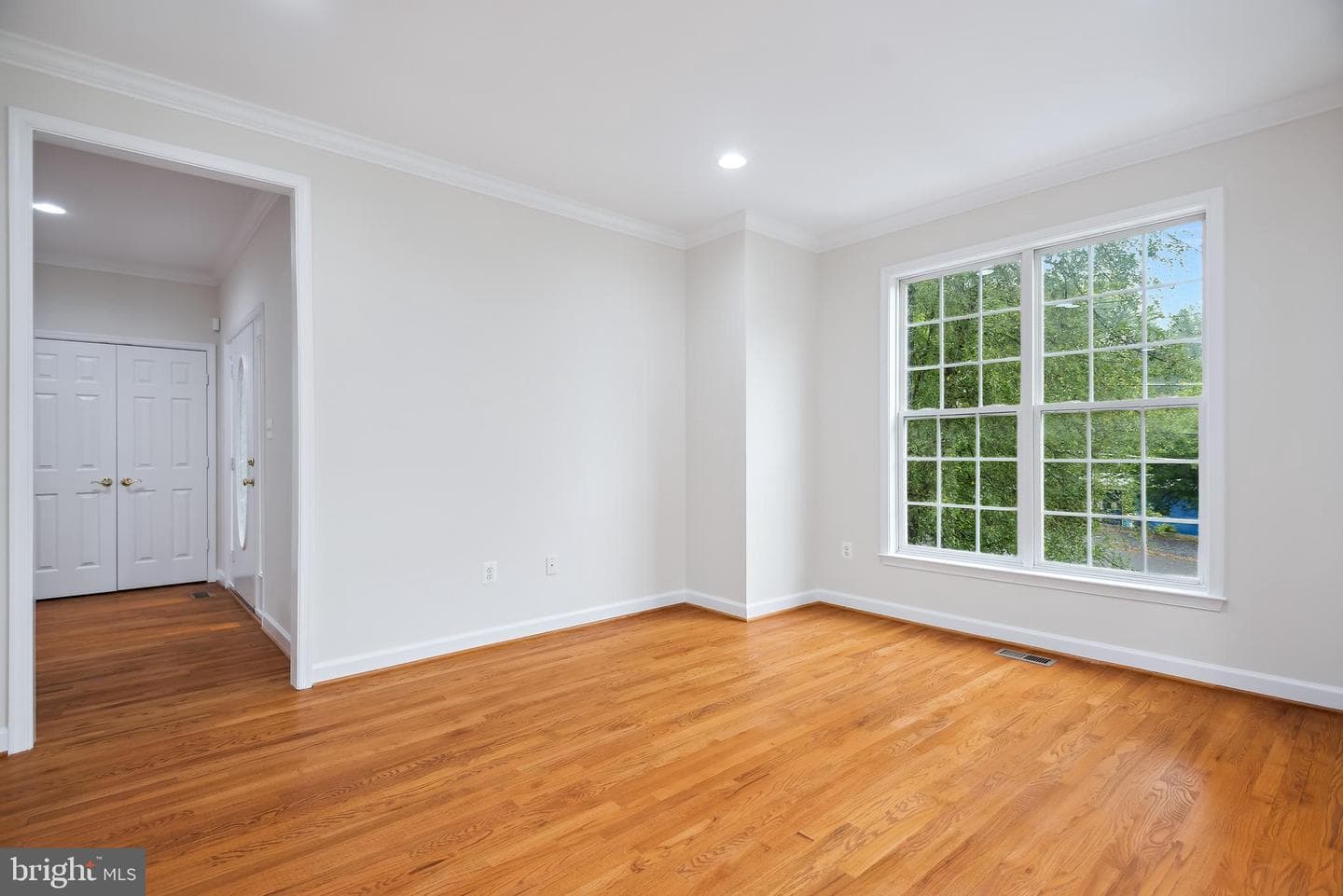 3303 Decatur Avenue photo 13