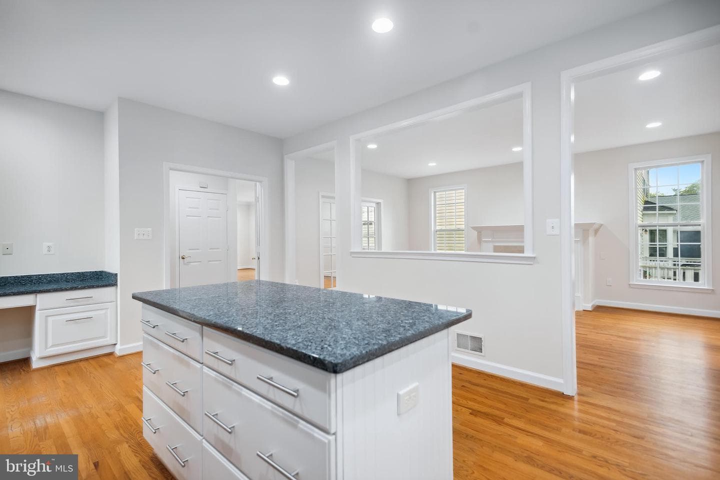 3303 Decatur Avenue photo 34