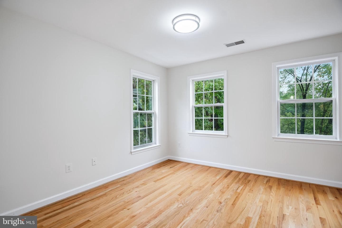 3303 Decatur Avenue photo 52