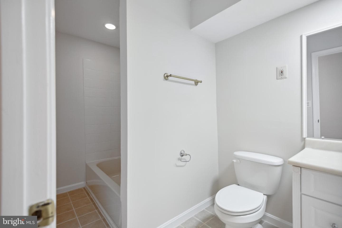 3303 Decatur Avenue photo 67