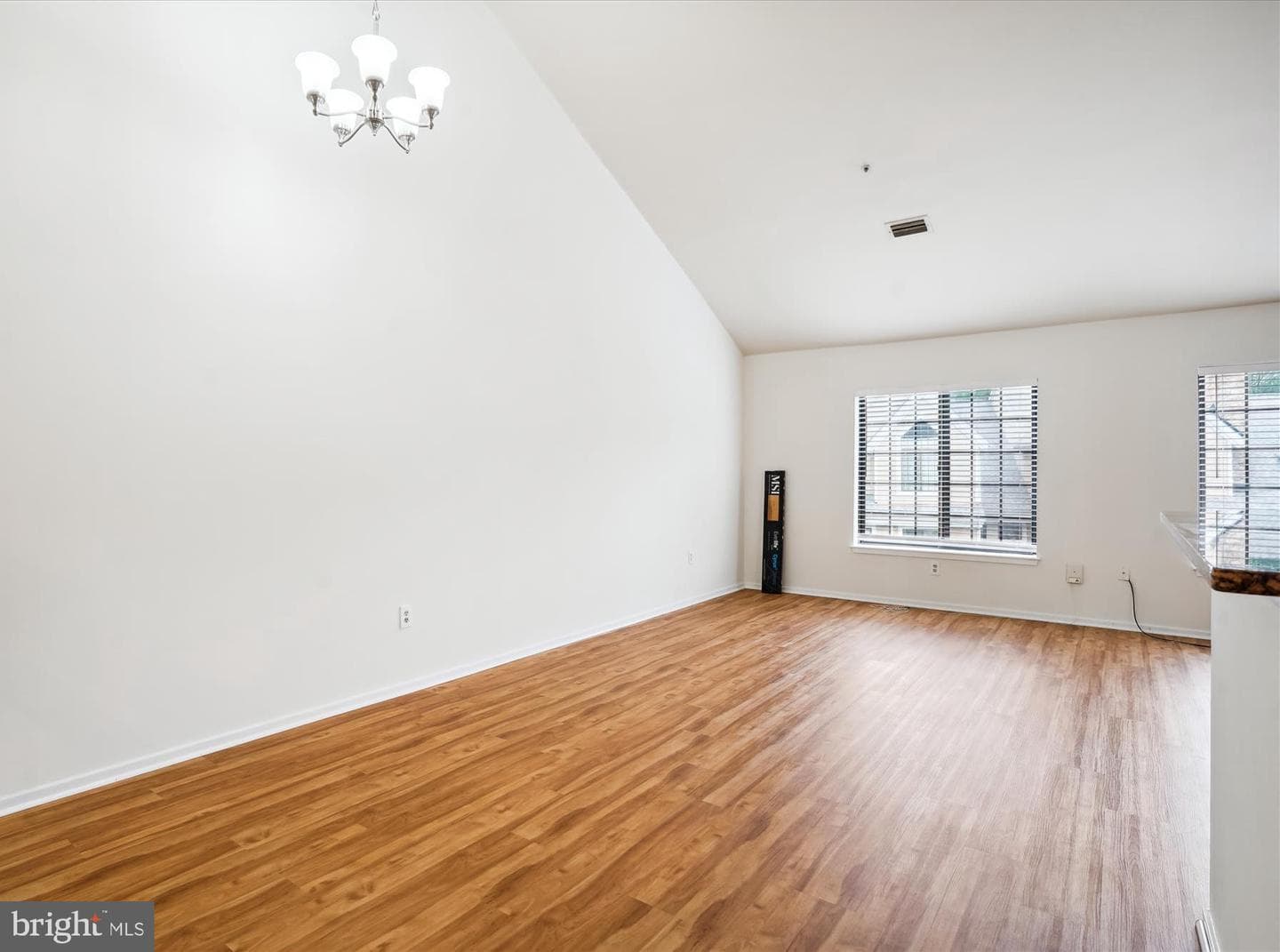 3471 Hewitt Avenue #106 photo 10