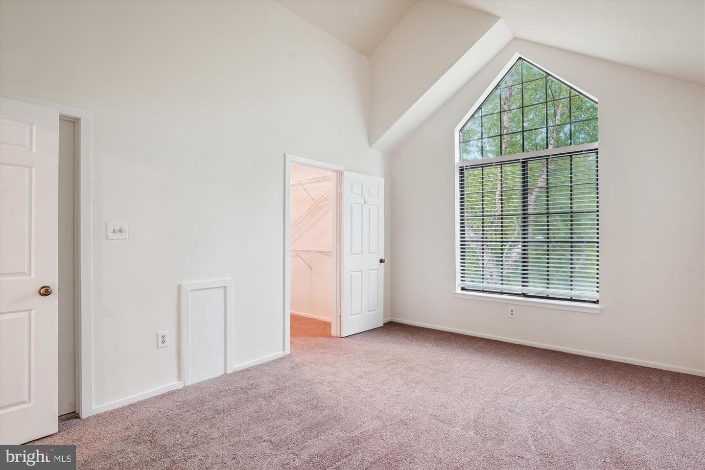 3471 Hewitt Avenue #106 photo 17