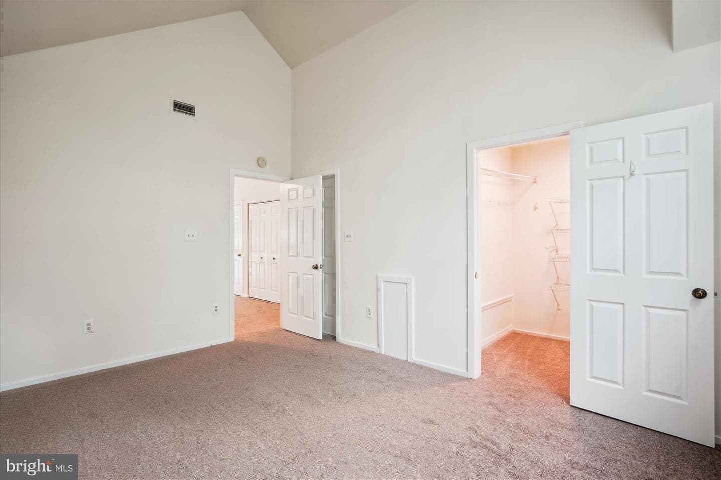 3471 Hewitt Avenue #106 photo 20