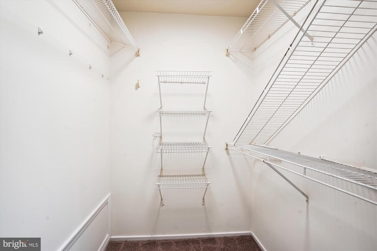 3471 Hewitt Avenue #106 photo 21