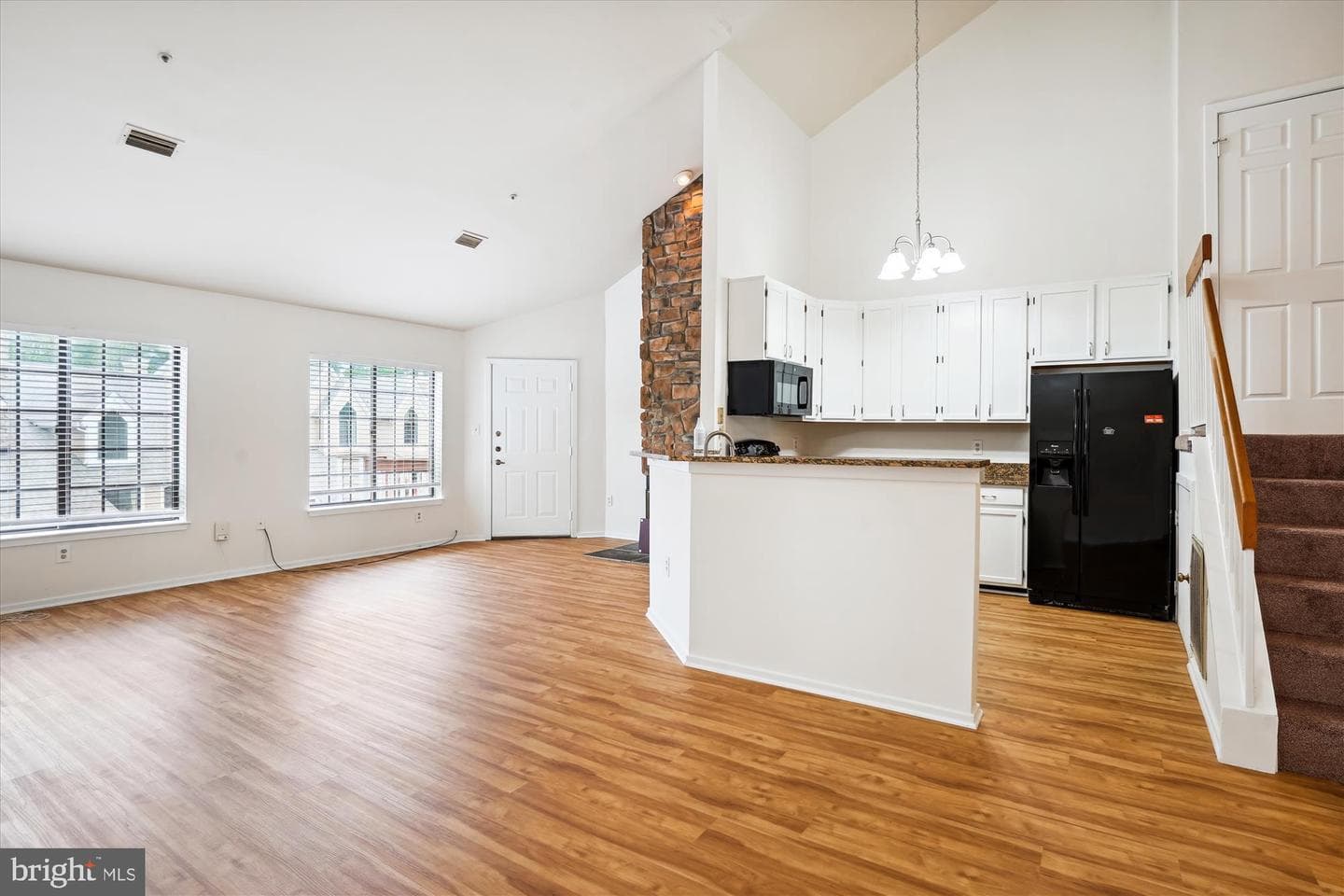 3471 Hewitt Avenue #106 photo 5