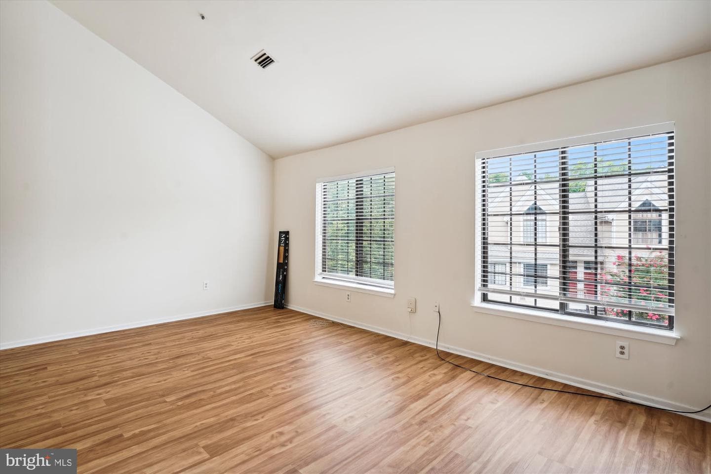 3471 Hewitt Avenue #106 photo 8