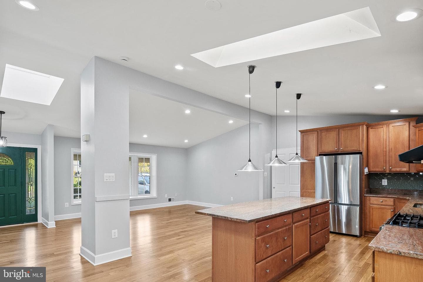1704 Hopefield Road photo 12