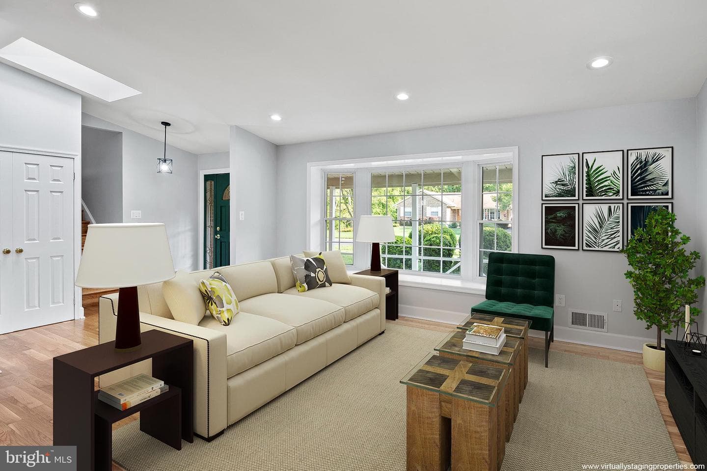 1704 Hopefield Road photo 4