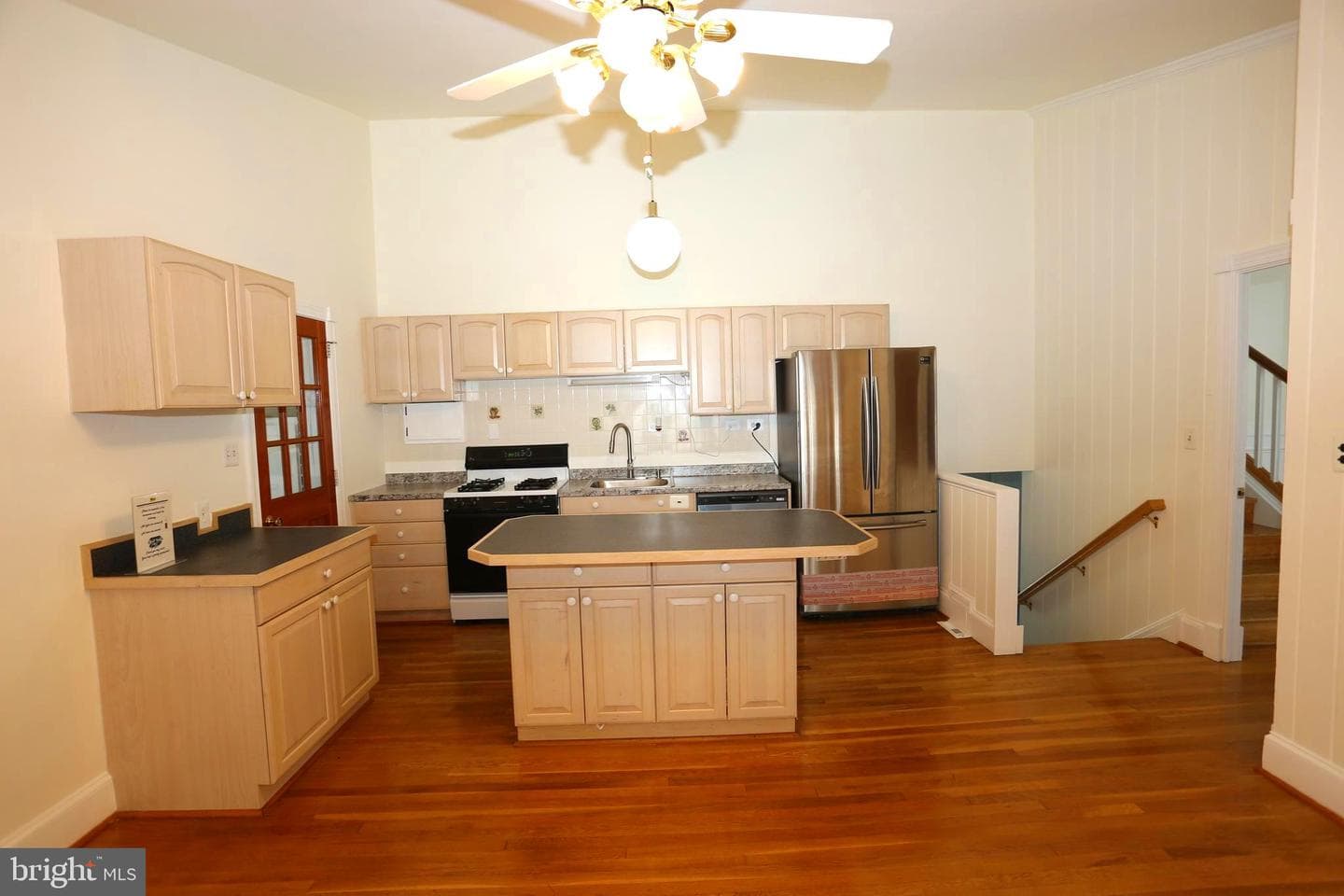 906 Tracy Drive photo 13