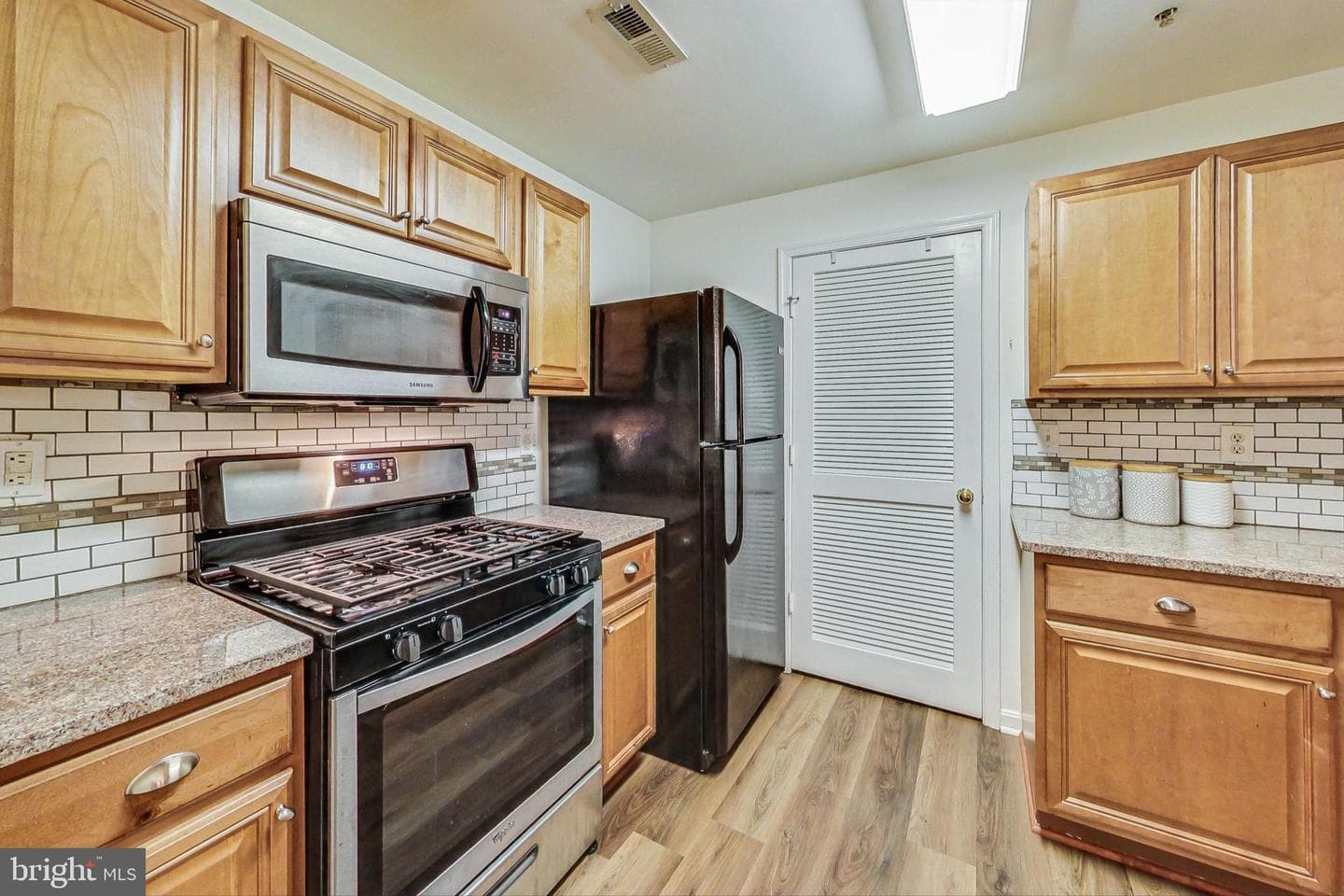 13744 Palmetto Circle #13744 photo 25