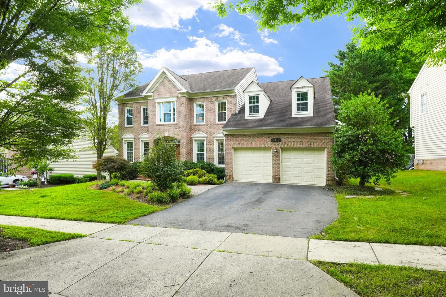 8917 Falls Farm Drive photo 2