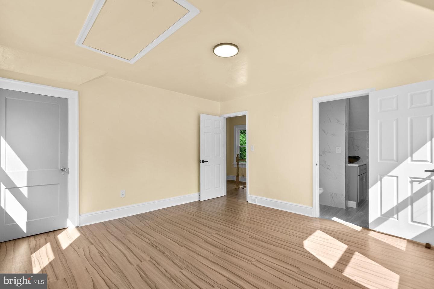 27 Maryland Avenue photo 23