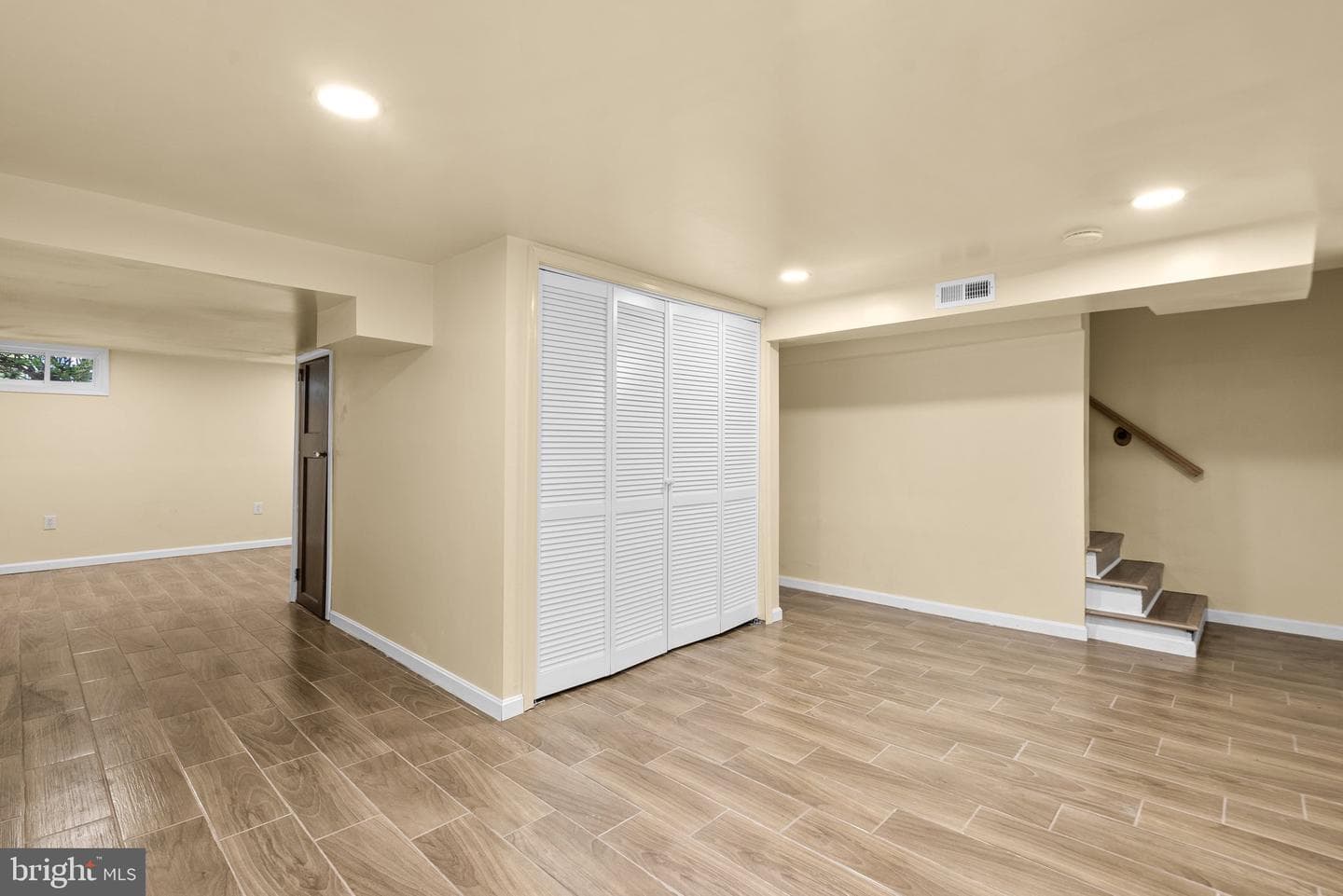 27 Maryland Avenue photo 33
