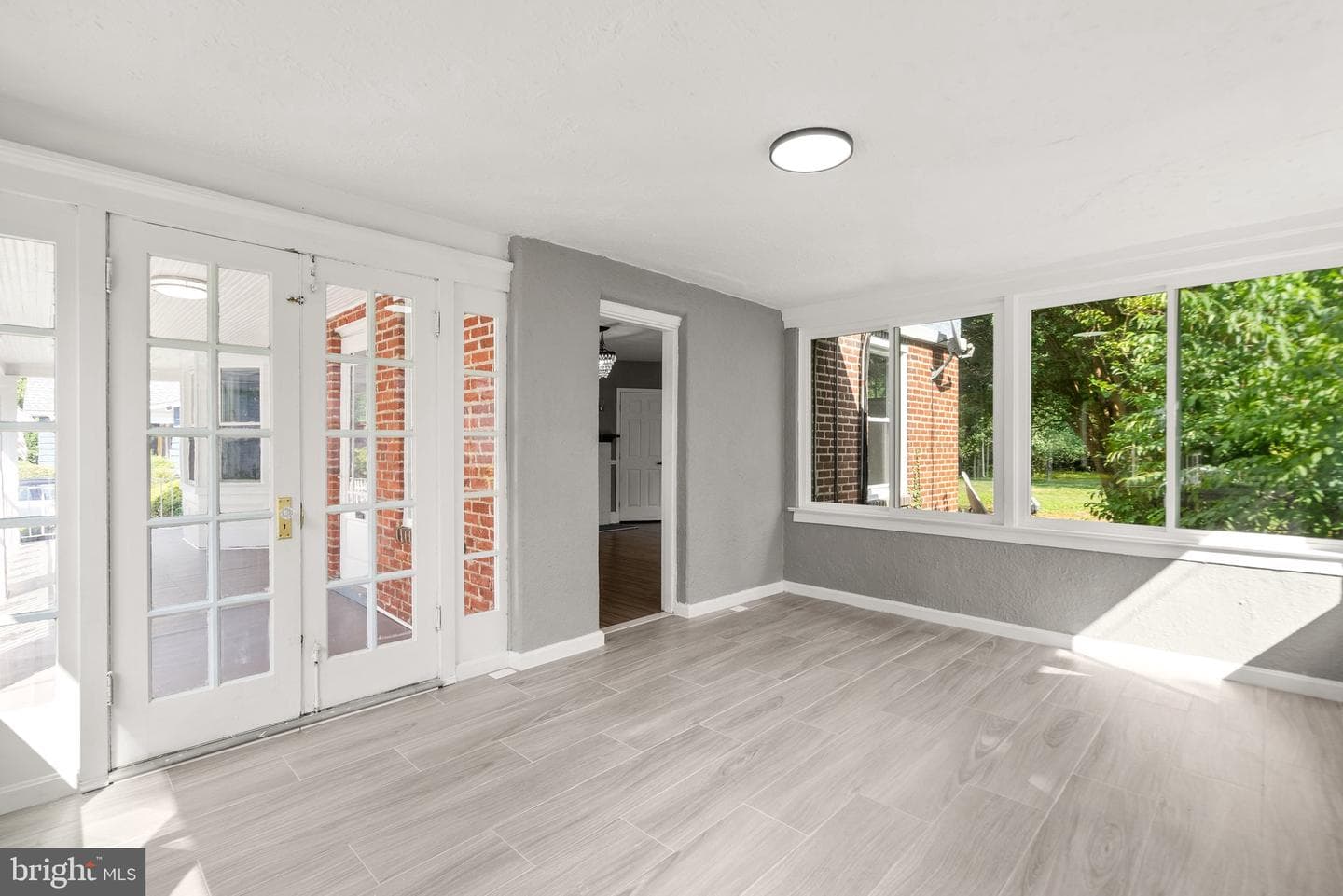 27 Maryland Avenue photo 8